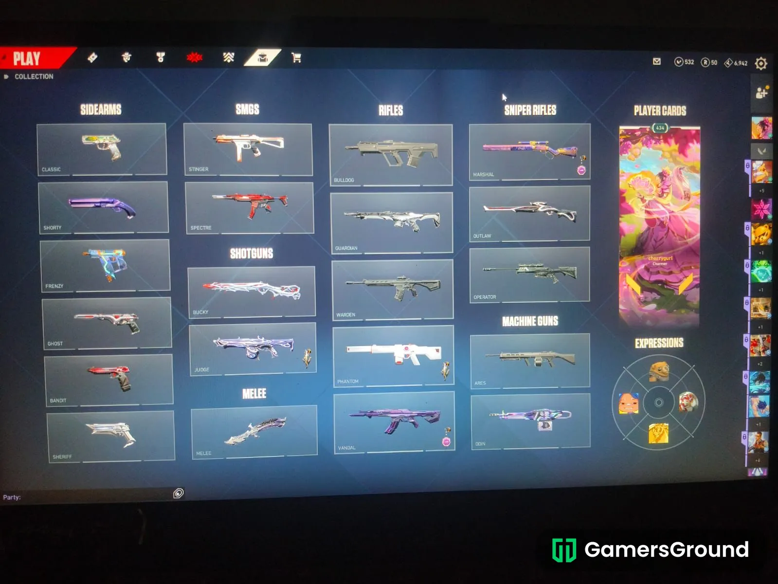 Prelude to Chaos Vandal, Exo vandal, Oni phantom, Reaver operator, Kuronami sheriff, Reaver butterfly knife, Araxys Knife,Aeries knife(new card knife)